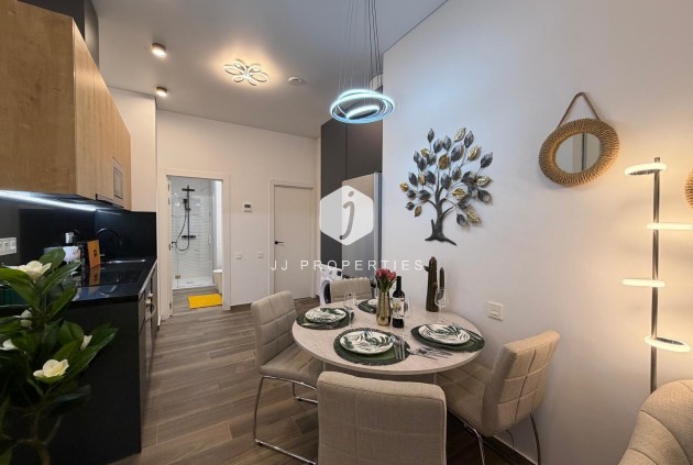 Aus zweiter Hand - Wohnung -
Torrevieja