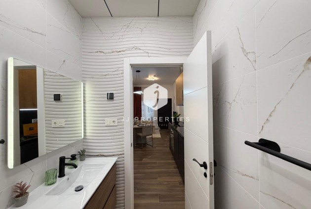 Aus zweiter Hand - Wohnung -
Torrevieja
