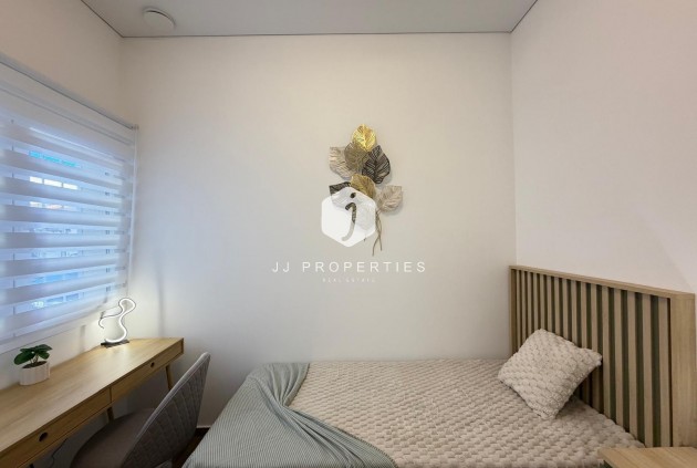 Aus zweiter Hand - Wohnung -
Torrevieja