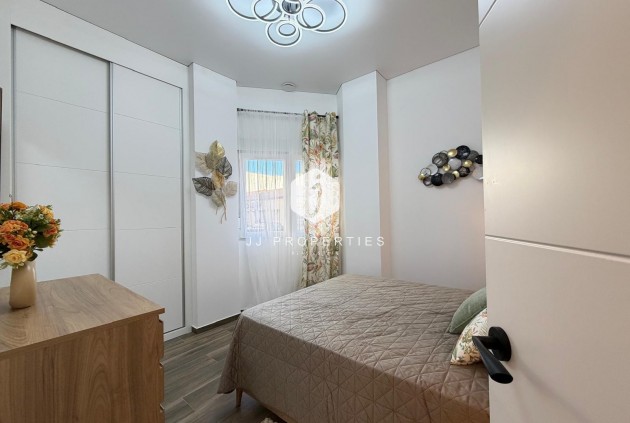 Aus zweiter Hand - Wohnung -
Torrevieja