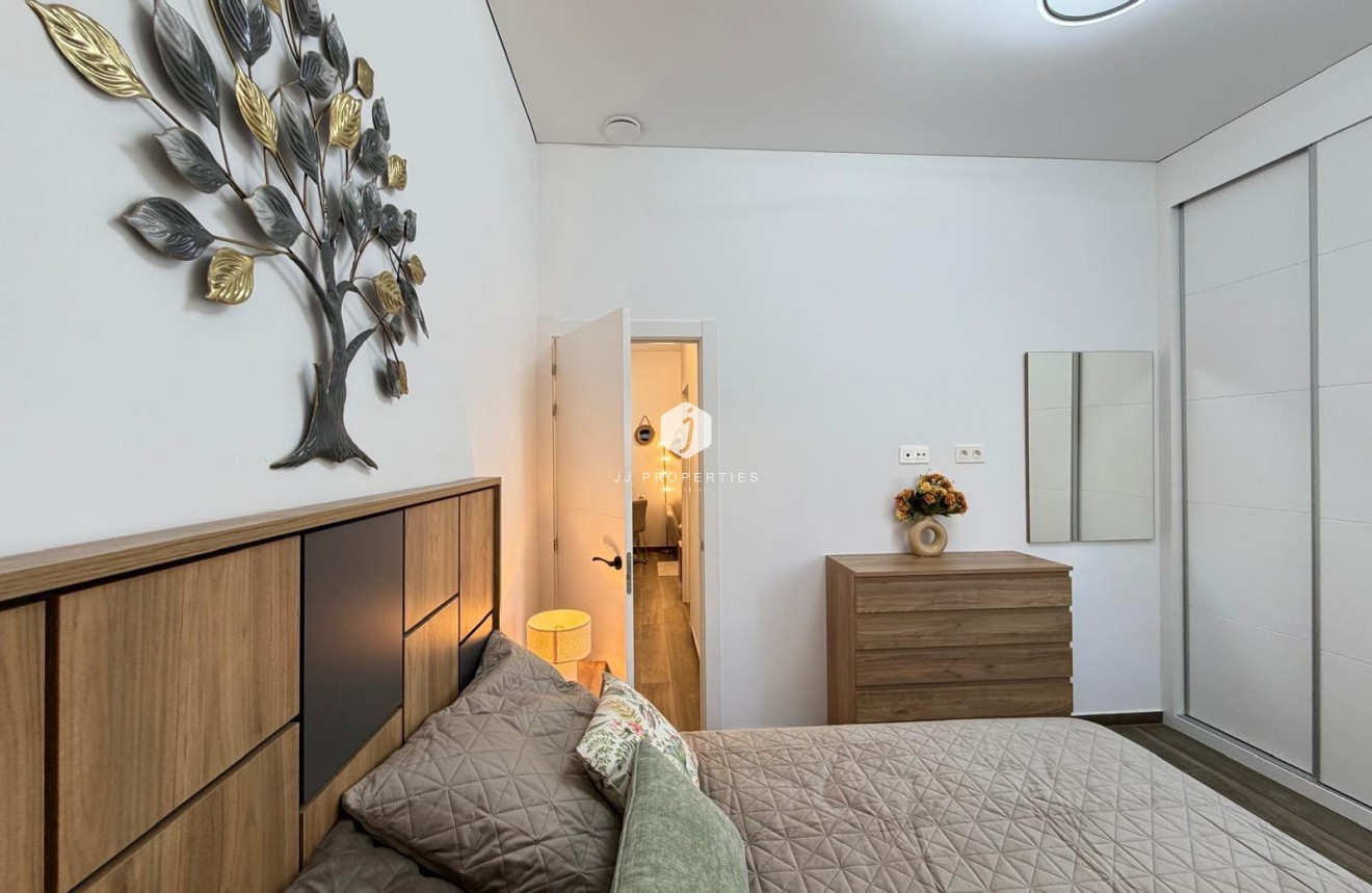 Aus zweiter Hand - Wohnung -
Torrevieja