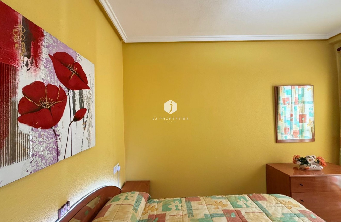 Segunda mano - Ático -
Torrevieja - Playa del Cura