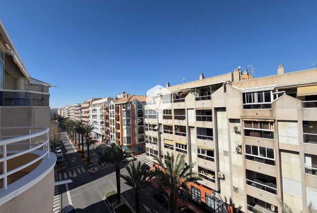 Segunda mano - Ático -
Torrevieja - Playa del Cura