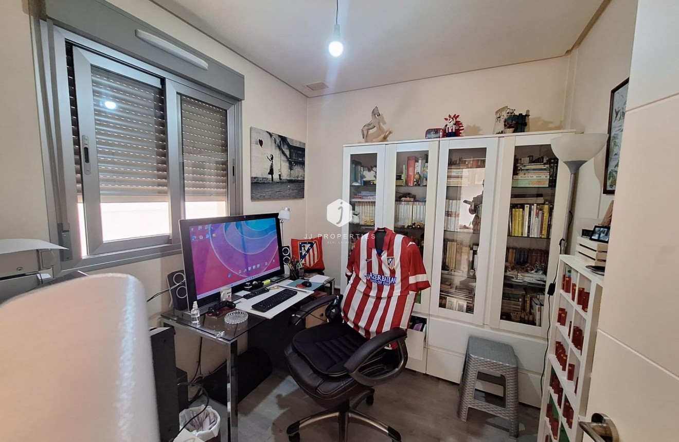 Tweedehands - Appartement / flat -
Orihuela Costa - Los Dolses