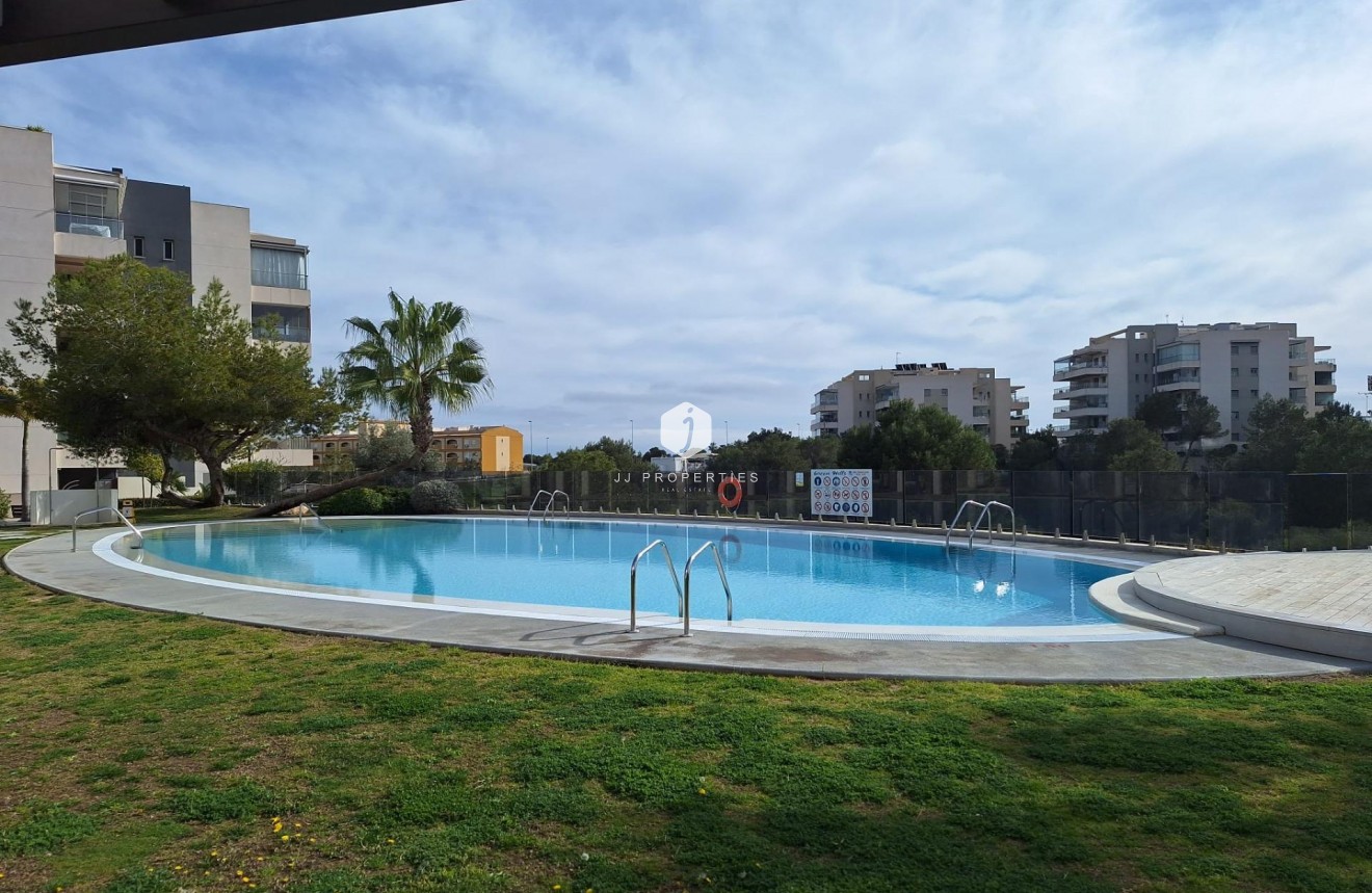 Tweedehands - Appartement / flat -
Orihuela Costa - Los Dolses