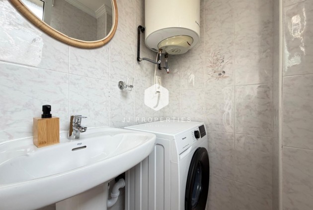 D'occasion - Appartement -
Torrevieja - Playa de los Locos