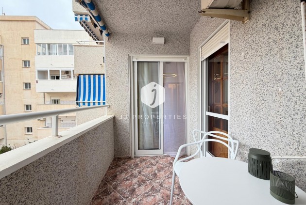 D'occasion - Appartement -
Torrevieja - Playa de los Locos