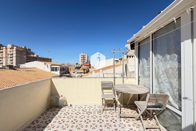 Z drugiej ręki - Szalet -
Torrevieja - Nueva Torrevieja