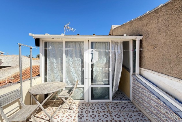 Z drugiej ręki - Szalet -
Torrevieja - Nueva Torrevieja
