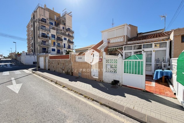 Z drugiej ręki - Szalet -
Torrevieja - Nueva Torrevieja