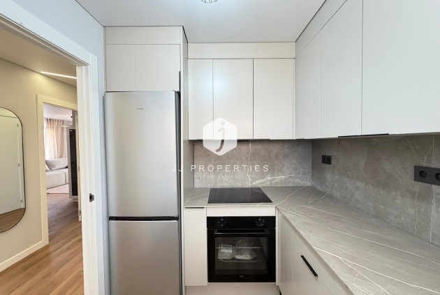 Tweedehands - Appartement / flat -
Torrevieja - Punta prima