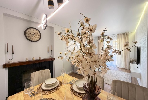 Tweedehands - Appartement / flat -
Torrevieja - Punta prima