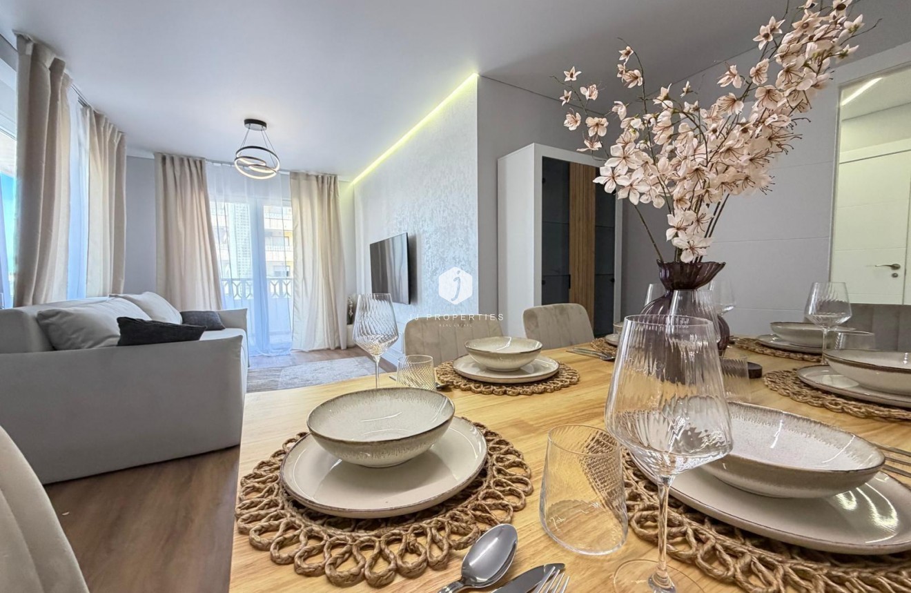 Tweedehands - Appartement / flat -
Torrevieja - Punta prima