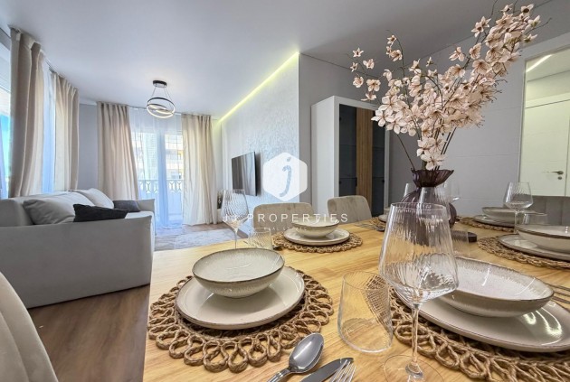 Tweedehands - Appartement / flat -
Torrevieja - Punta prima