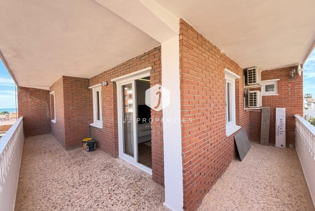 Tweedehands - Appartement / flat -
Torrevieja - Punta prima