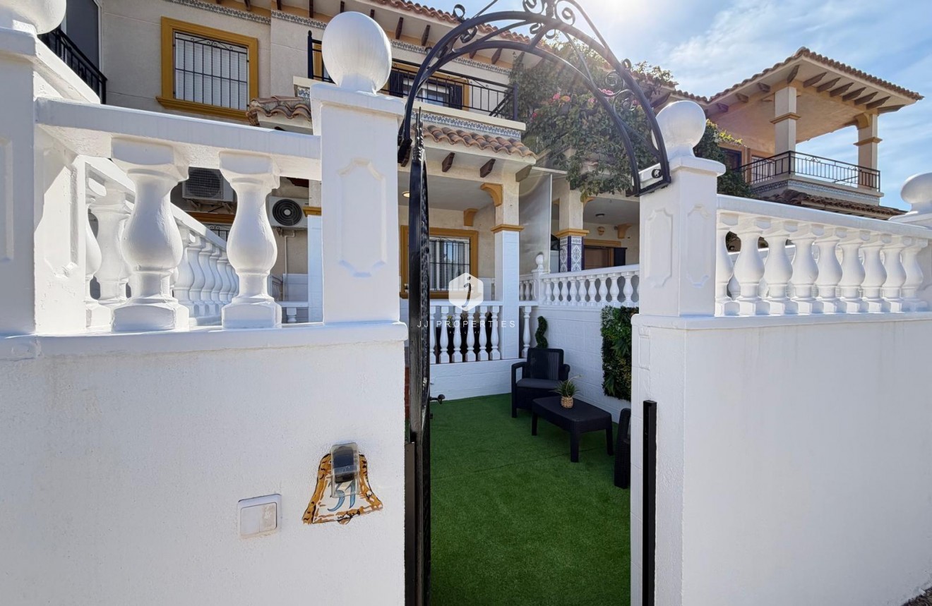 Tweedehands - Chalet -
Orihuela Costa - Rocio Del Mar