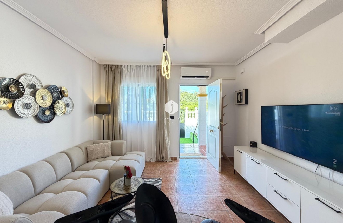 Tweedehands - Chalet -
Orihuela Costa - Rocio Del Mar