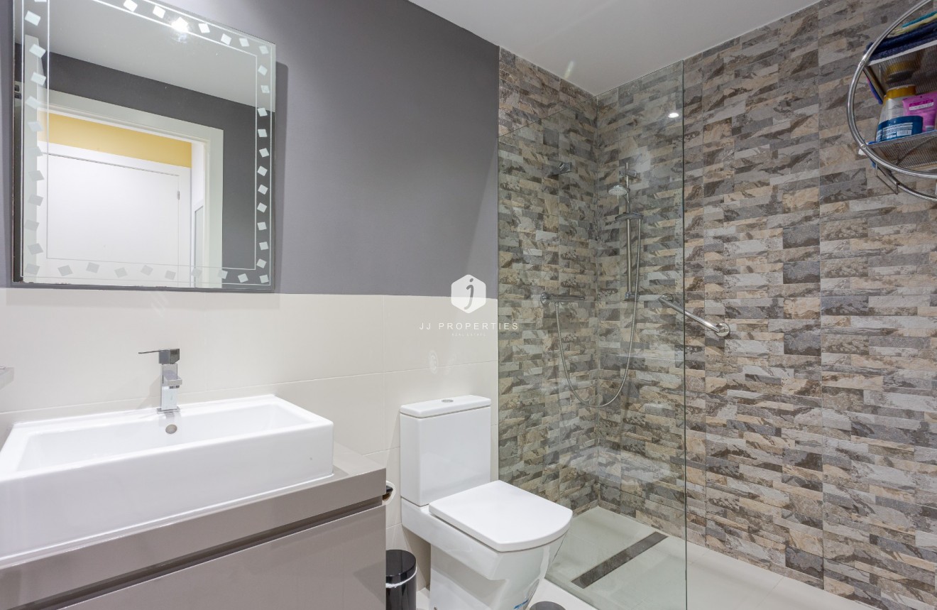 Aus zweiter Hand - Wohnung -
Orihuela Costa - Costa Blanca