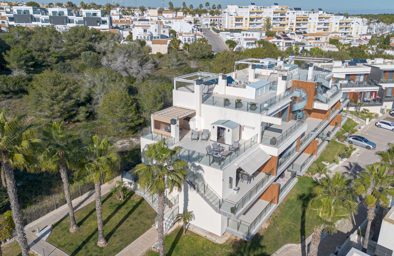 Aus zweiter Hand - Wohnung -
Orihuela Costa - Costa Blanca