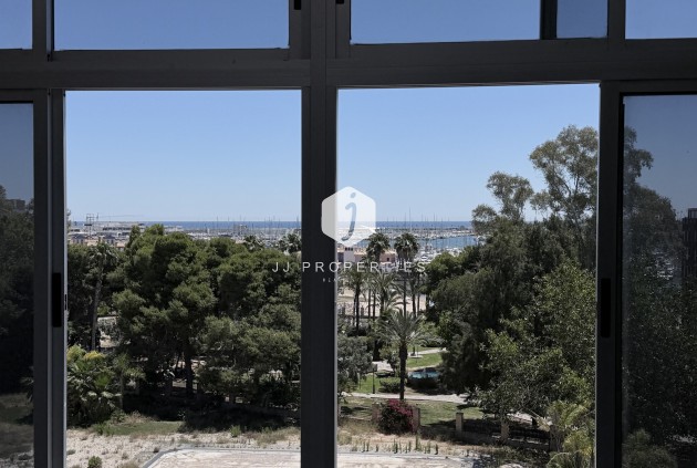 Z drugiej ręki - Mieszkanie w bloku -
Torrevieja - Costa Blanca