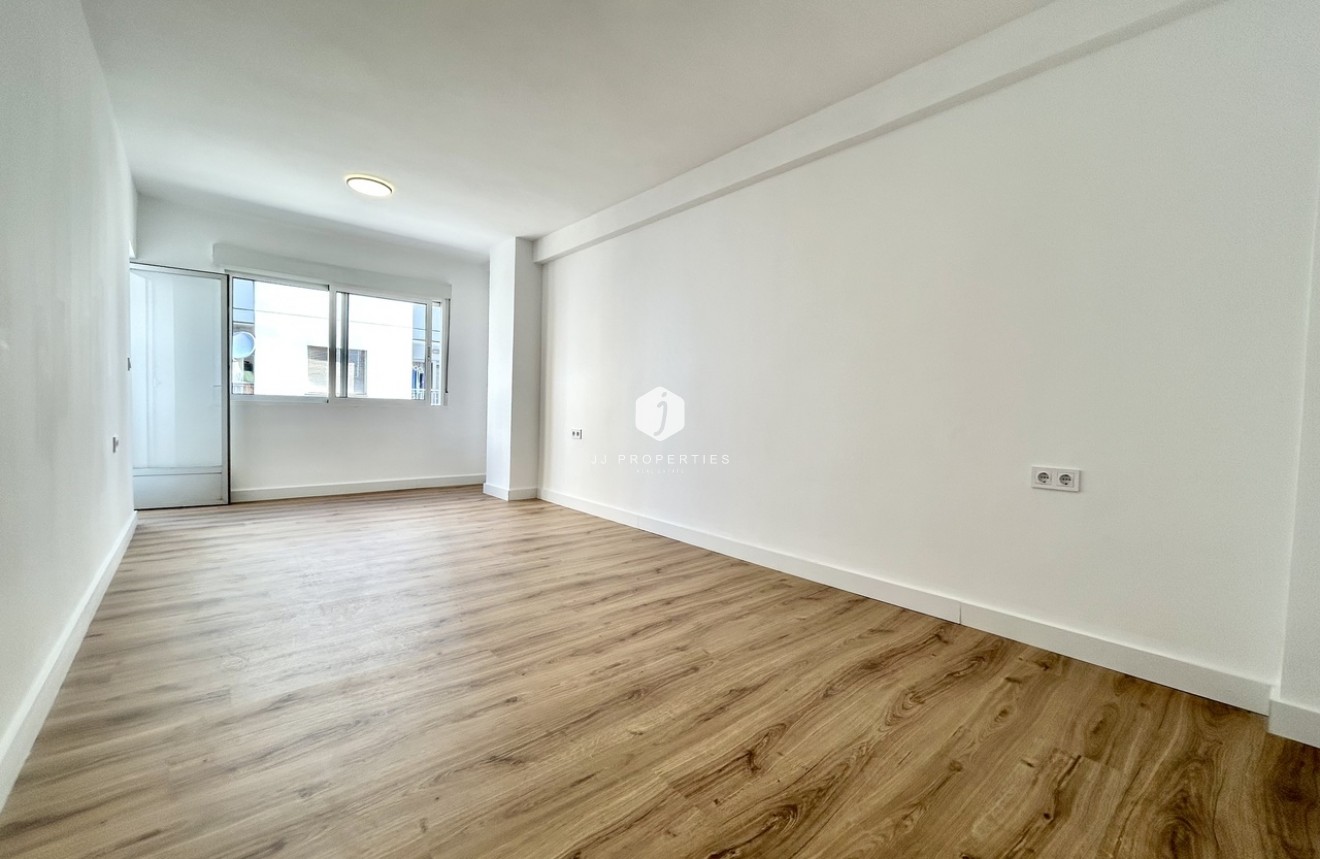 Aus zweiter Hand - Wohnung -
Torrevieja - Costa Blanca