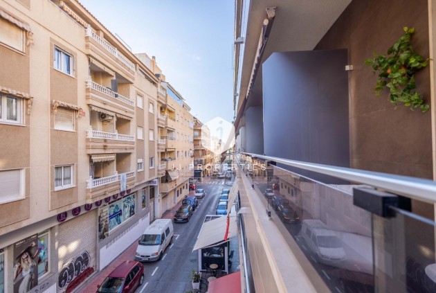 Aus zweiter Hand - Wohnung -
Torrevieja - Las calas