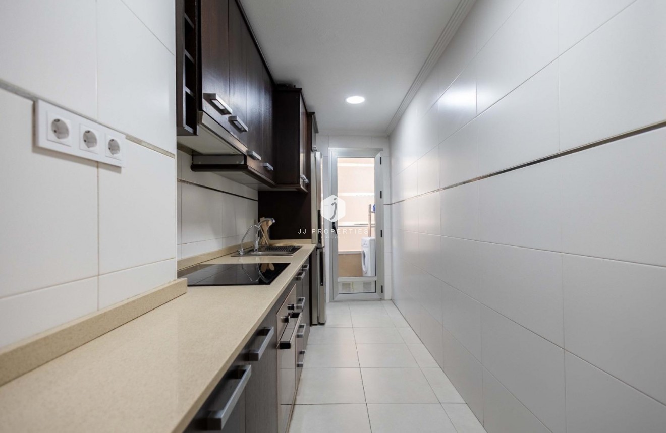 Aus zweiter Hand - Wohnung -
Torrevieja - Las calas