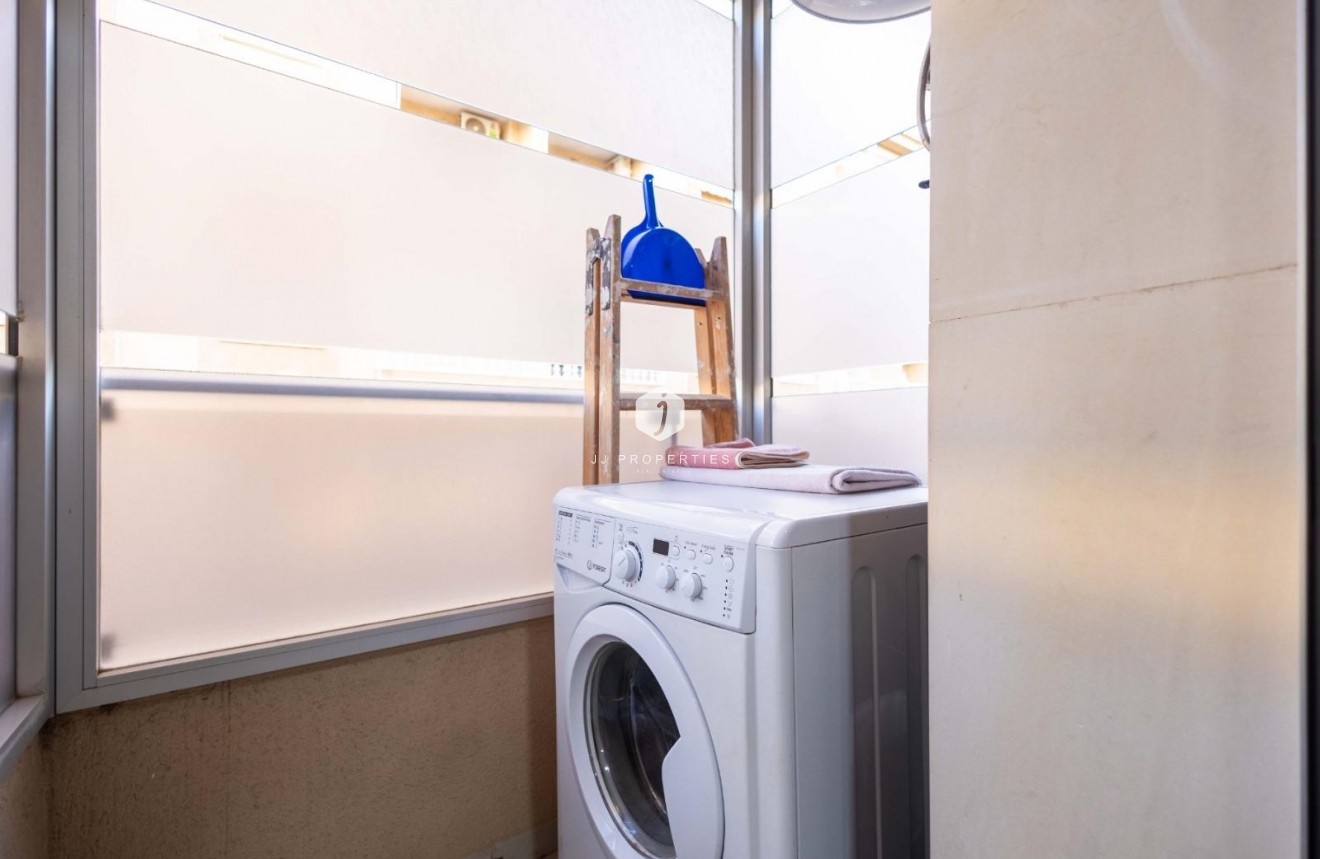 Aus zweiter Hand - Wohnung -
Torrevieja - Las calas