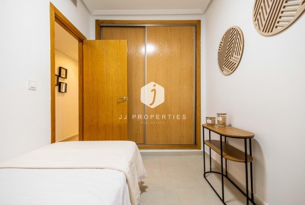 Aus zweiter Hand - Wohnung -
Torrevieja - Las calas