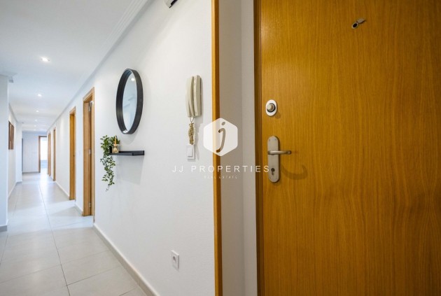 Aus zweiter Hand - Wohnung -
Torrevieja - Las calas