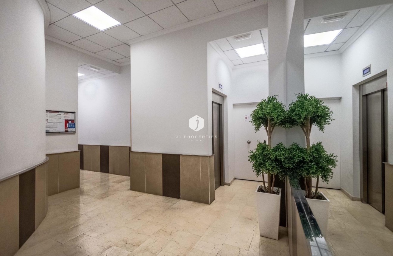 Aus zweiter Hand - Wohnung -
Torrevieja - Las calas