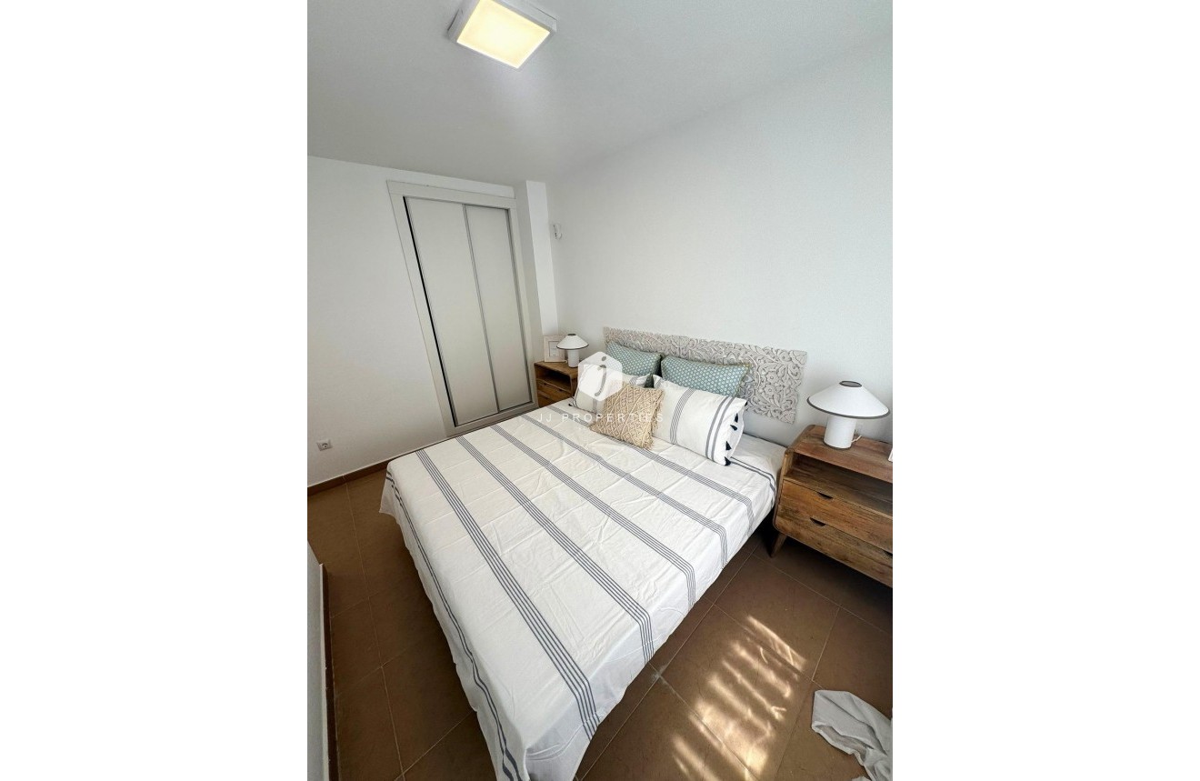 Tweedehands - Appartement / flat -
Torrevieja - Centro - Muelle Pesquero