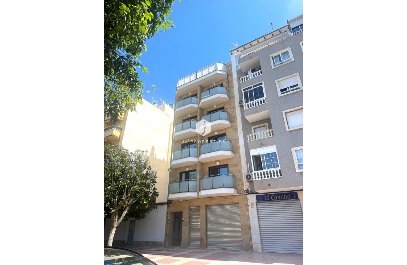 Tweedehands - Appartement / flat -
Torrevieja - Centro - Muelle Pesquero