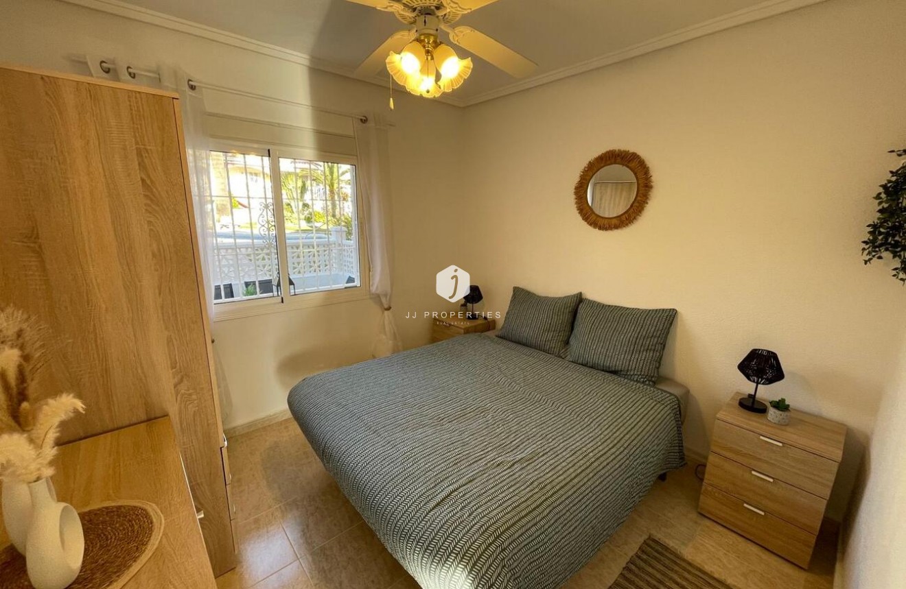 Segunda mano - Chalet -
Ciudad Quesada - Costa Blanca