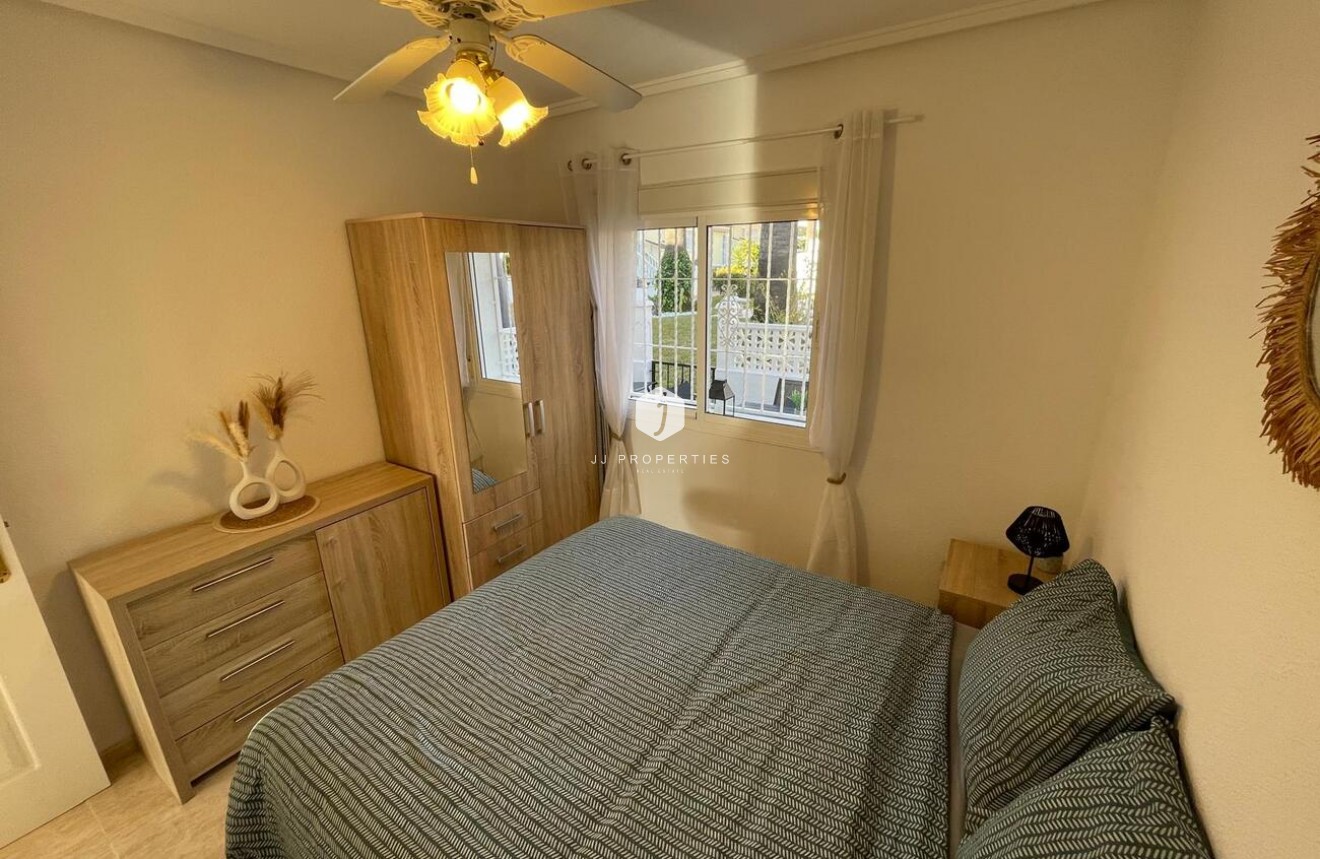 Segunda mano - Chalet -
Ciudad Quesada - Costa Blanca