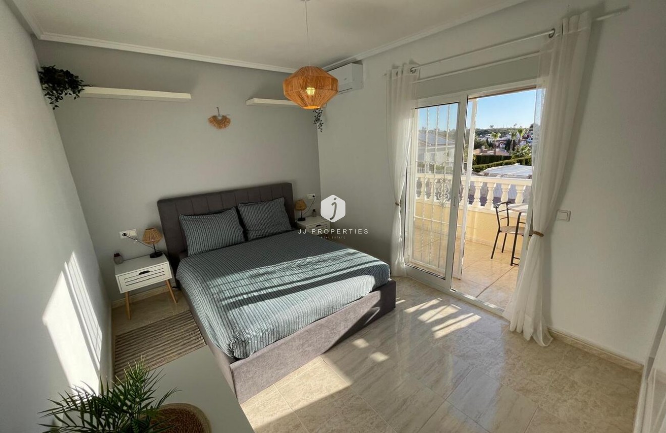 Segunda mano - Chalet -
Ciudad Quesada - Costa Blanca