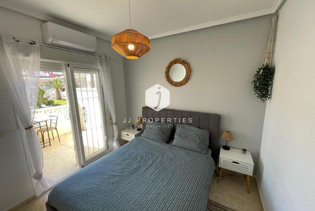 Segunda mano - Chalet -
Ciudad Quesada - Costa Blanca