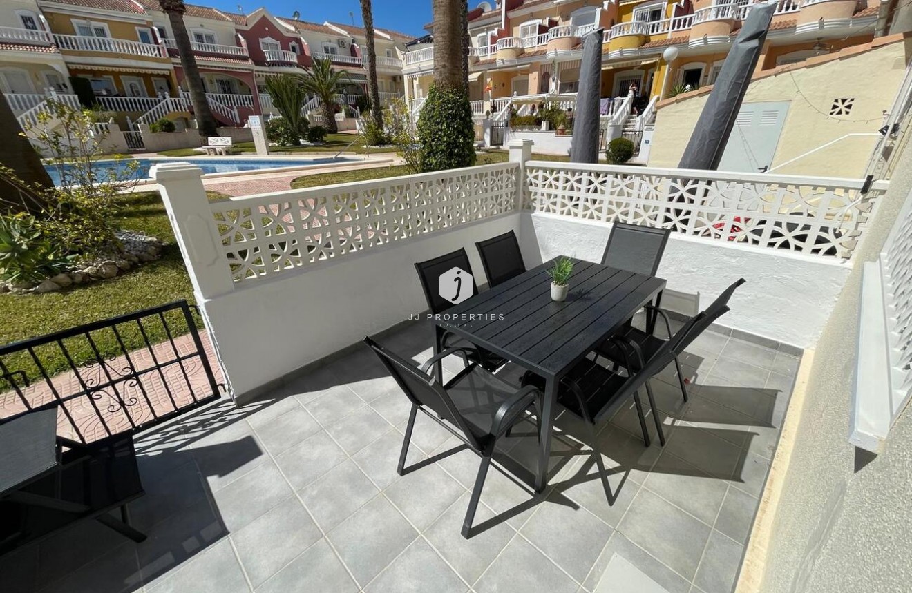 Segunda mano - Chalet -
Ciudad Quesada - Costa Blanca