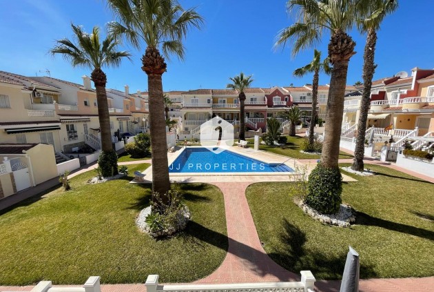 Segunda mano - Chalet -
Ciudad Quesada - Costa Blanca