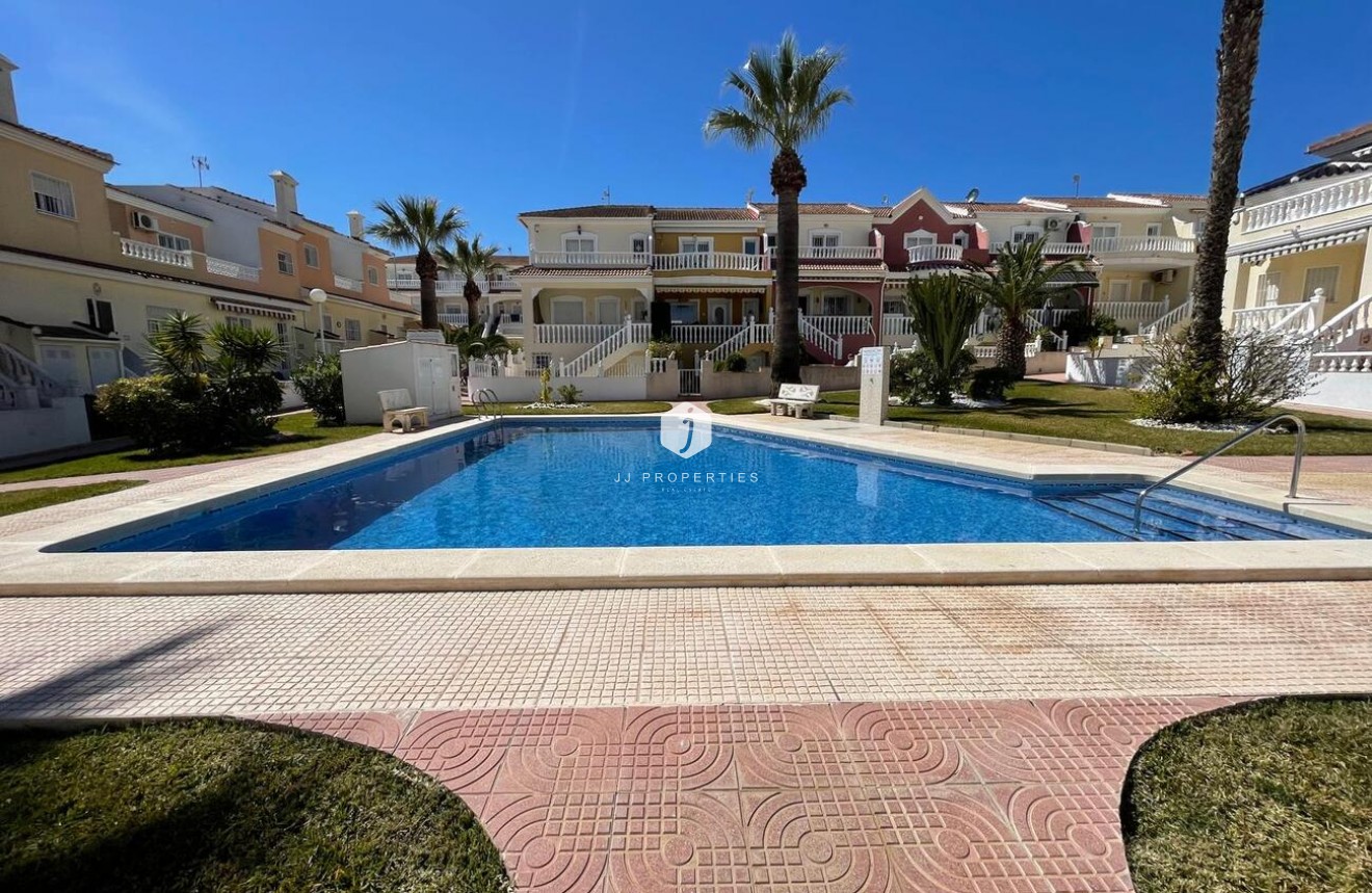 Segunda mano - Chalet -
Ciudad Quesada - Costa Blanca