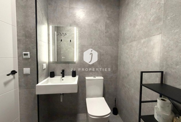 Aus zweiter Hand - Wohnung -
Torrevieja - Playa del Cura