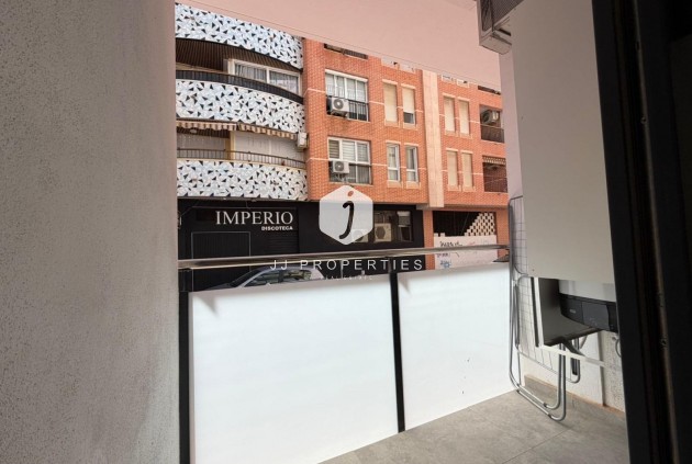Aus zweiter Hand - Wohnung -
Torrevieja - Playa del Cura