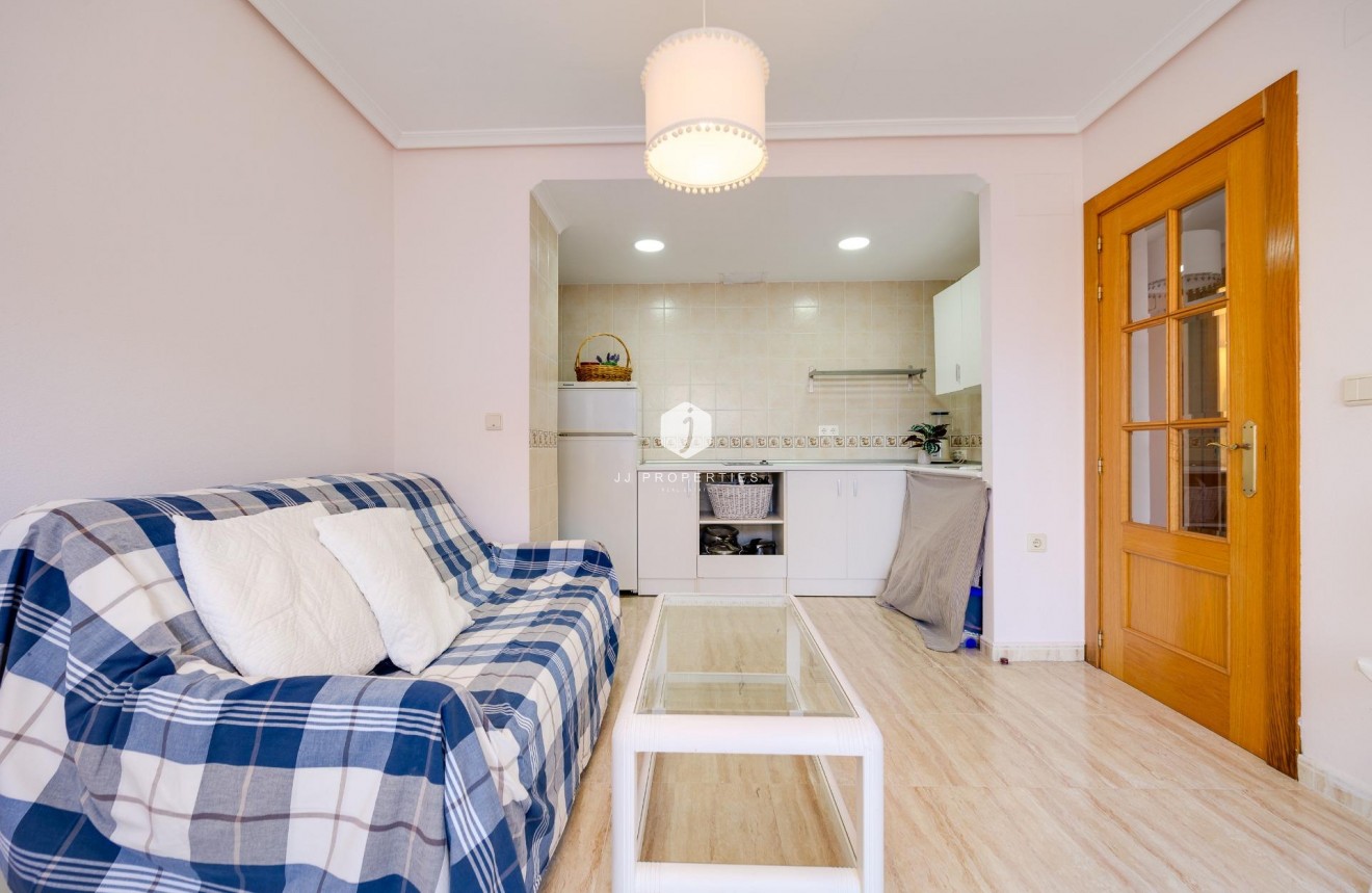 D'occasion - Attique -
Torrevieja - Centro