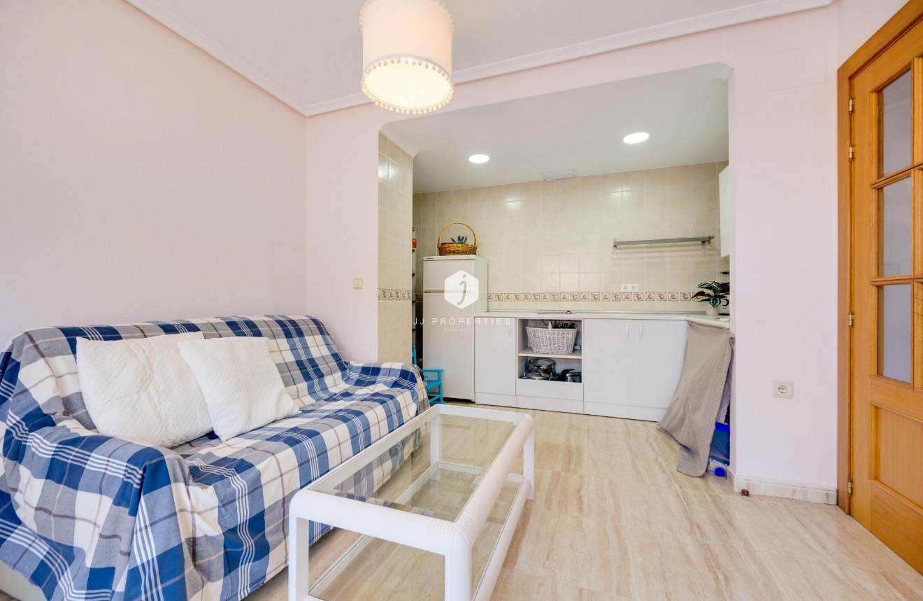 D'occasion - Attique -
Torrevieja - Centro