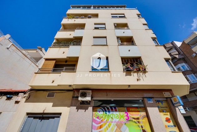 D'occasion - Attique -
Torrevieja - Centro