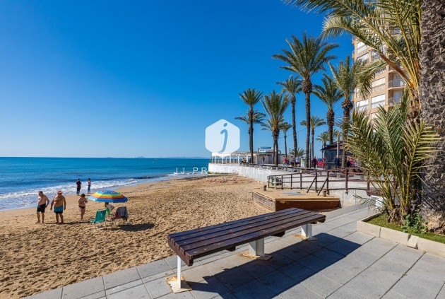 D'occasion - Attique -
Torrevieja - Centro