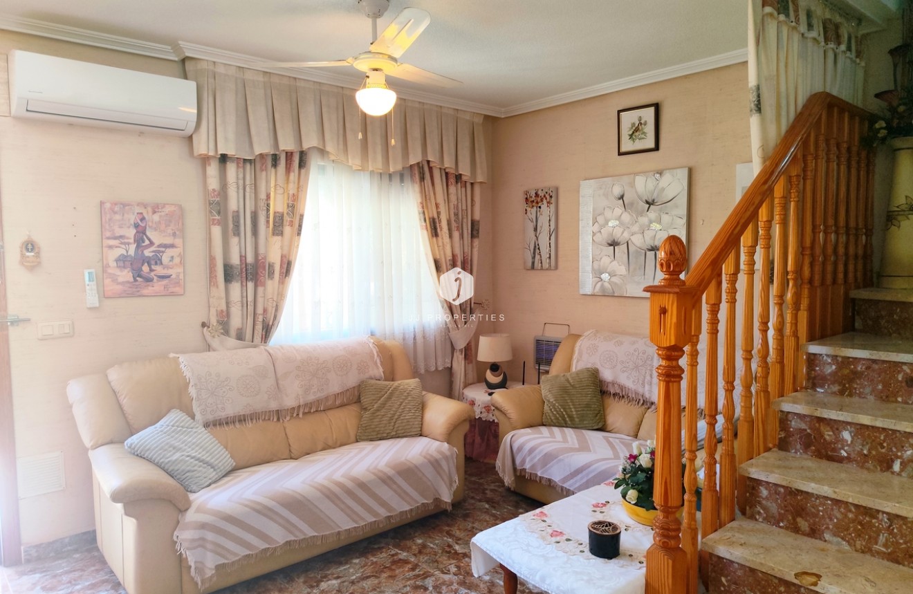 Resale - Chalet -
La Zenia - Costa Blanca