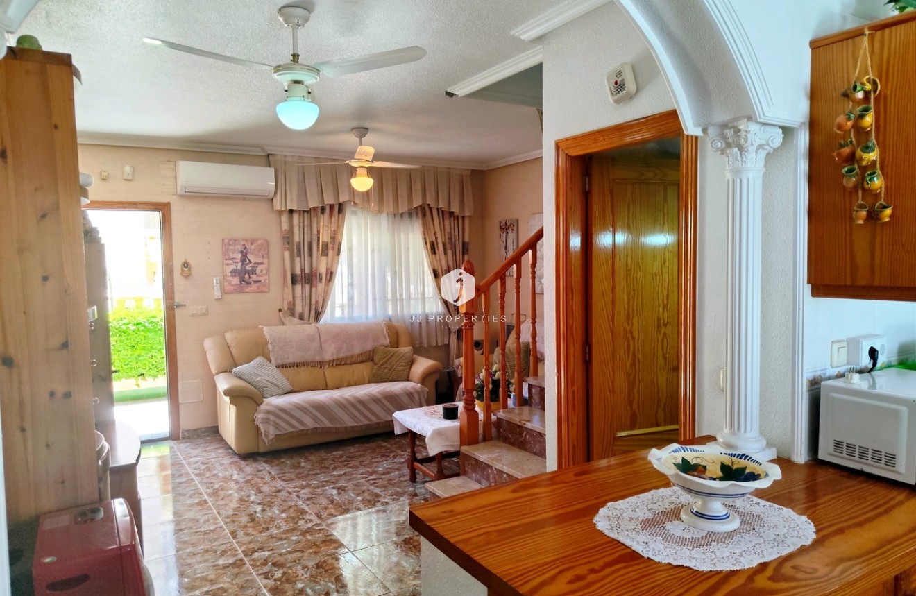 Resale - Chalet -
La Zenia - Costa Blanca
