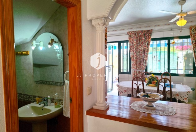 Resale - Chalet -
La Zenia - Costa Blanca