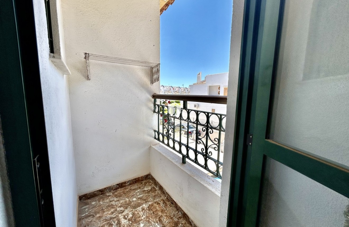 Resale - Chalet -
La Zenia - Costa Blanca